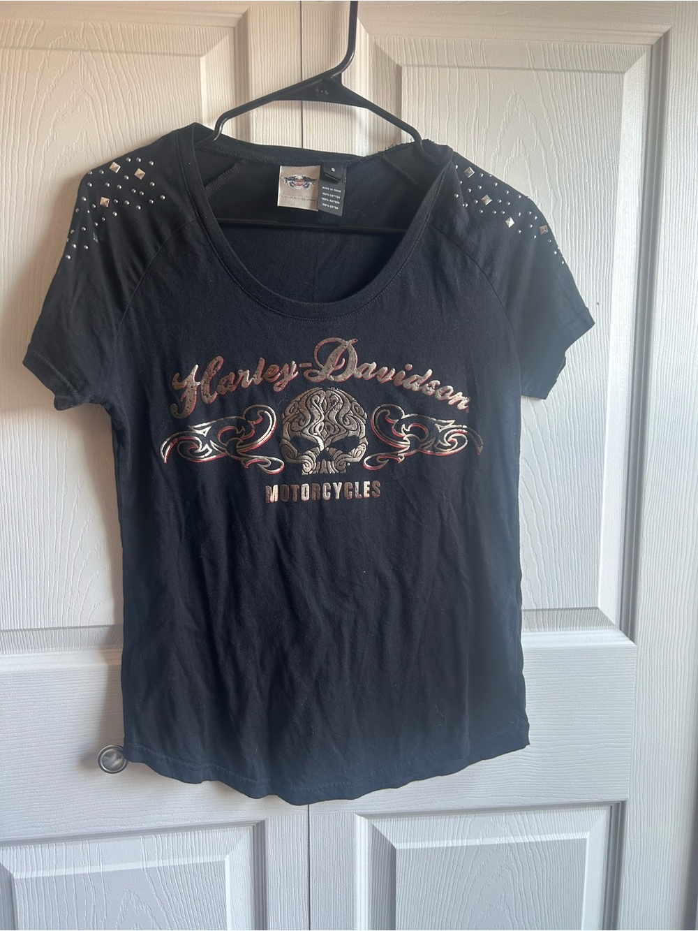 Harley-Davidson Black Studded Scoop-Neck Tee – Size S